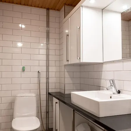 2ndhomes Luxury 2br With Rooftop Terrace & Sauna In Kamppi Center 헬싱키